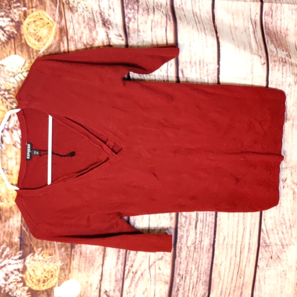 Express half sleeve red top